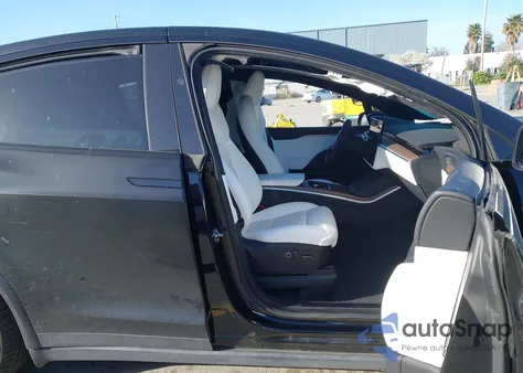 2022 Tesla Model X Dual Motor All-Wheel Drive from USA, damaged, VIN 7SAXCAE55NF350168